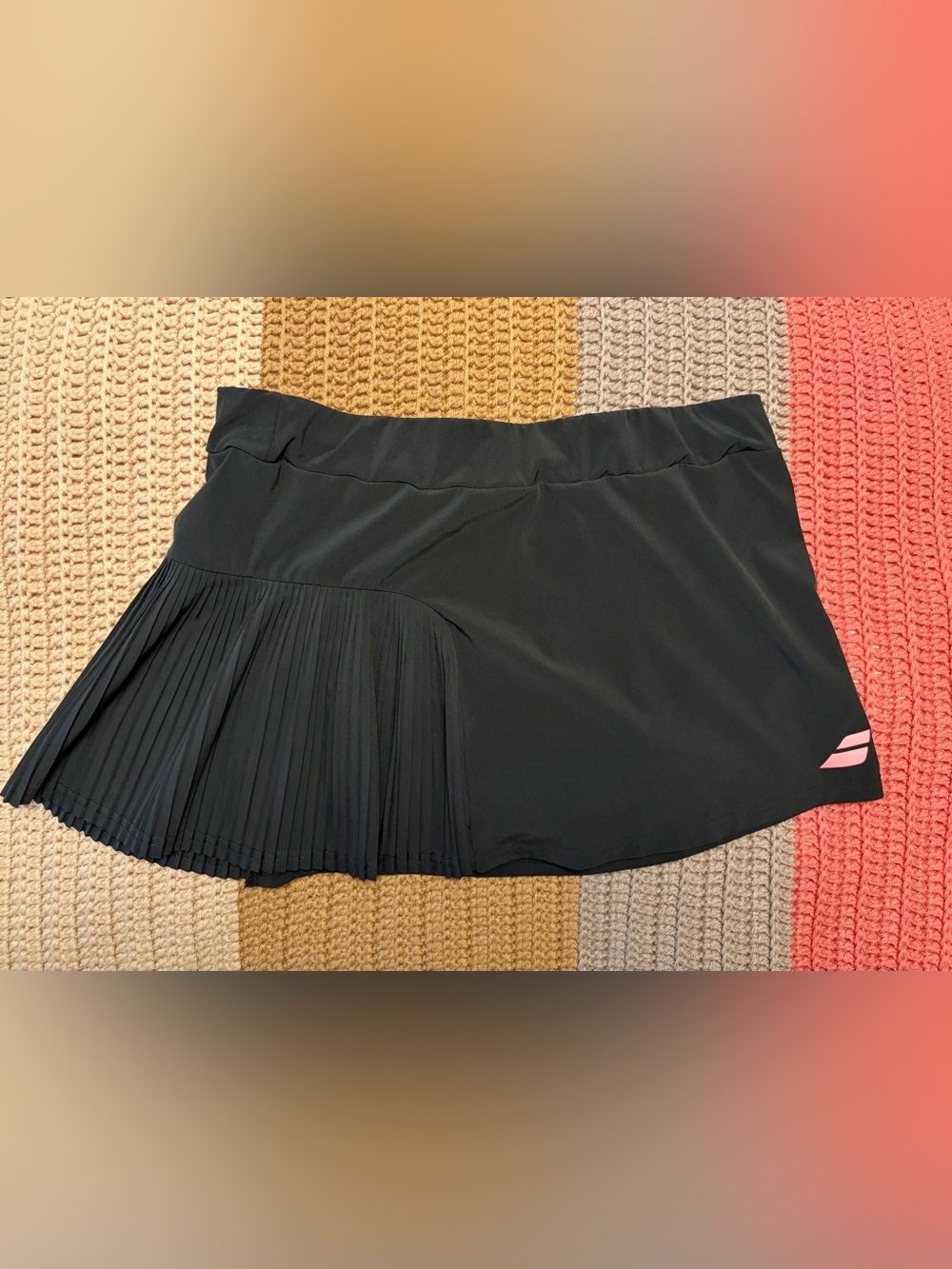 Babolat Play Asymmetric Pleated Tennis Skirt Skort Black Pink Logo Size Medium